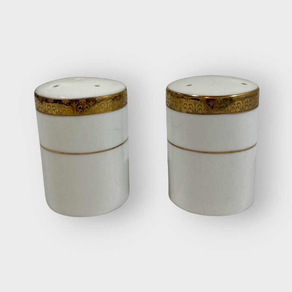 Sango Georgetown Salt & Pepper Shaker Set 8455 Gold Trim